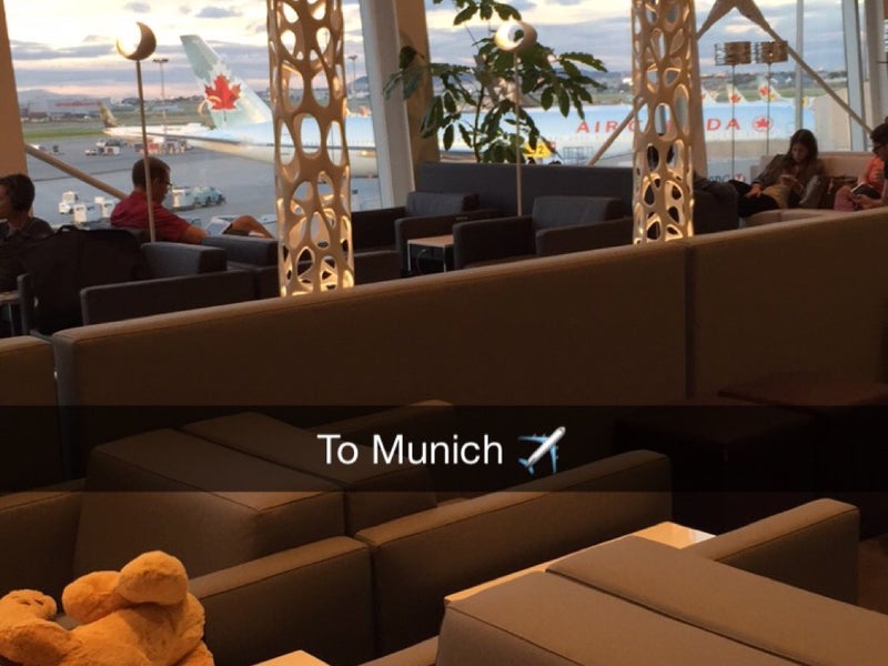 Air Canada Maple Leaf Lounge Montreal Pierre Elliott Trudeau