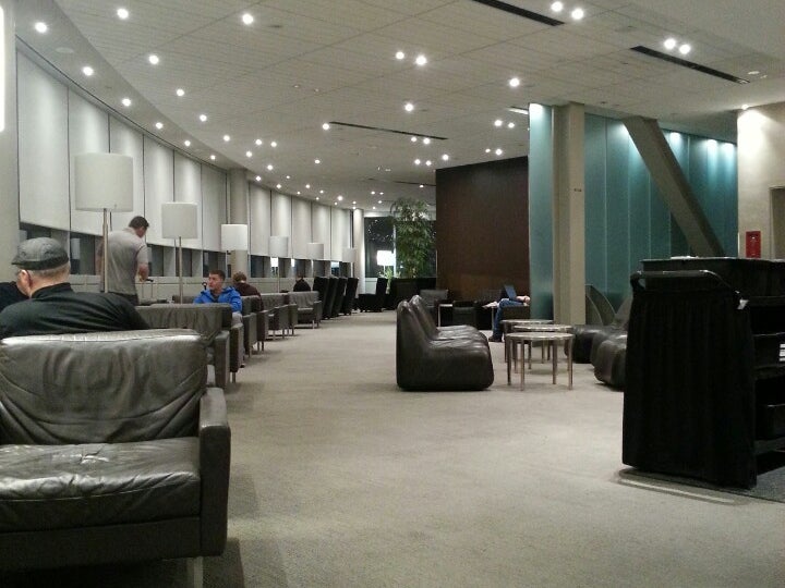 Air Canada Maple Leaf Lounge Toronto Lester B. Pearson