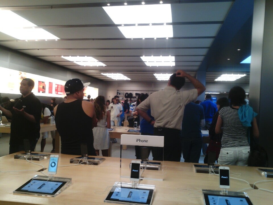 Apple Store Fifth Avenue