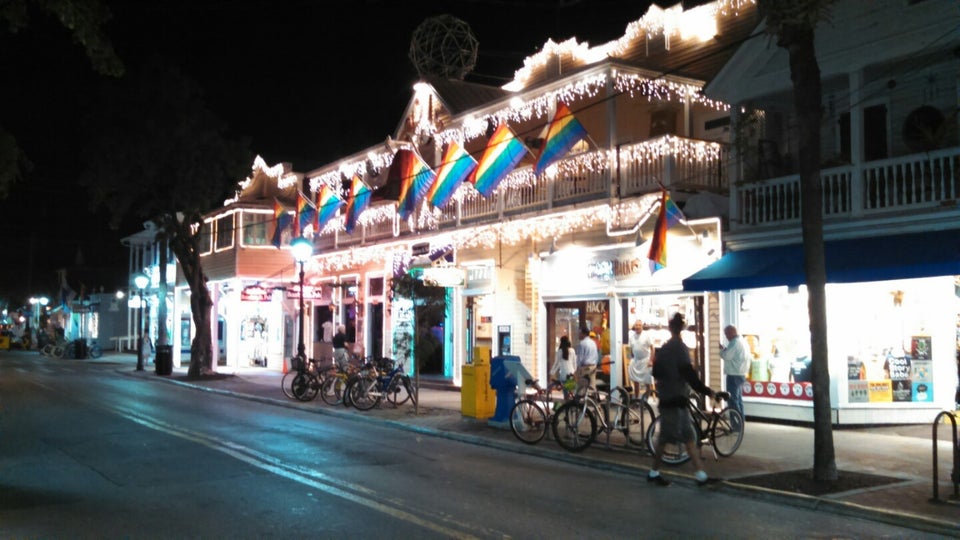 Gay bar burbon street