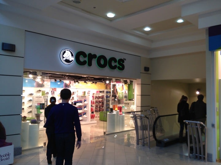 Магазин Crocs Атриум