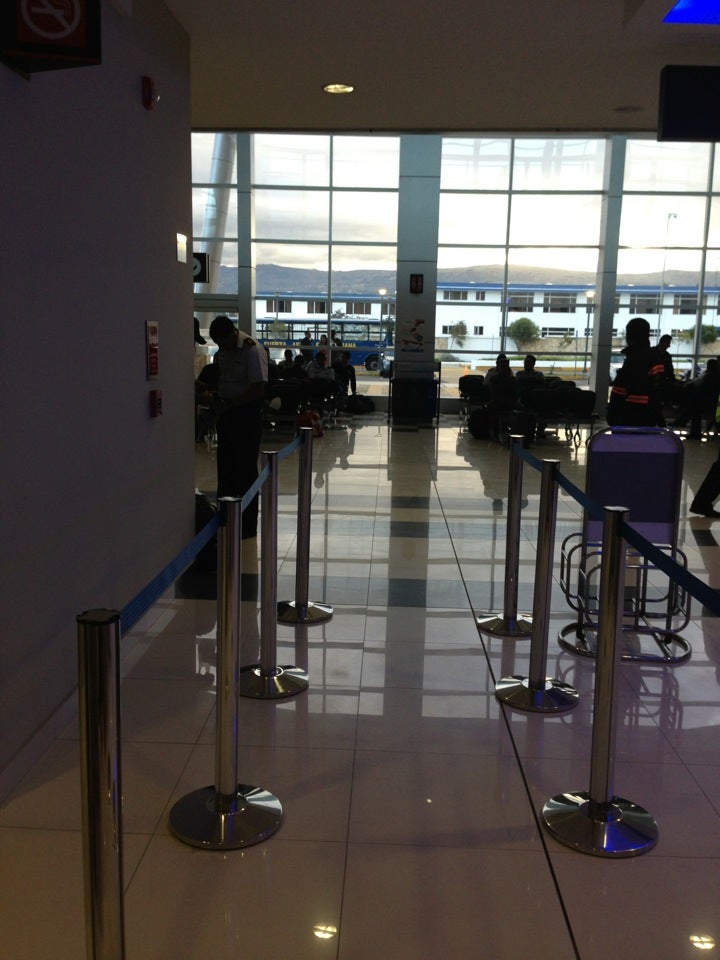 LATACUNGA Aeropuerto Internacional de Cotopaxi Page 8