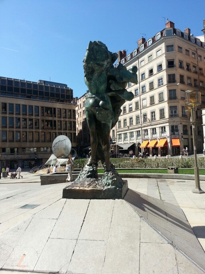 5942807_cFmLCD4CsuSvVKqI-8uHYkvTEK1Ue90S