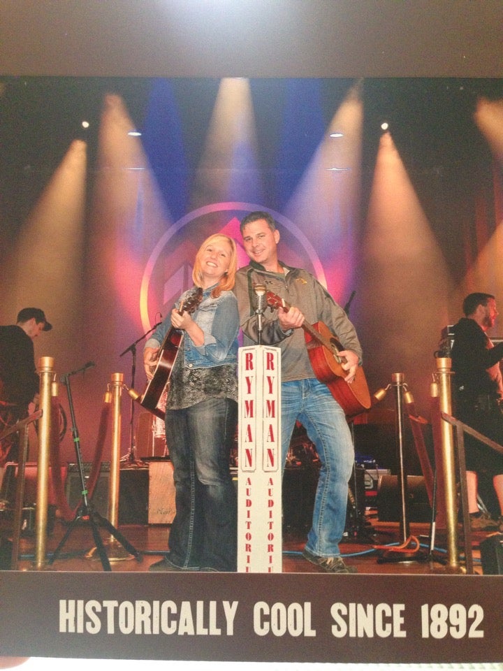 Photo of Ryman Auditorium