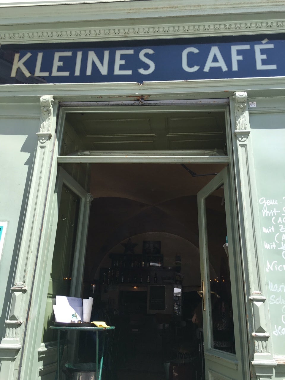 Photo of Kleines Café.