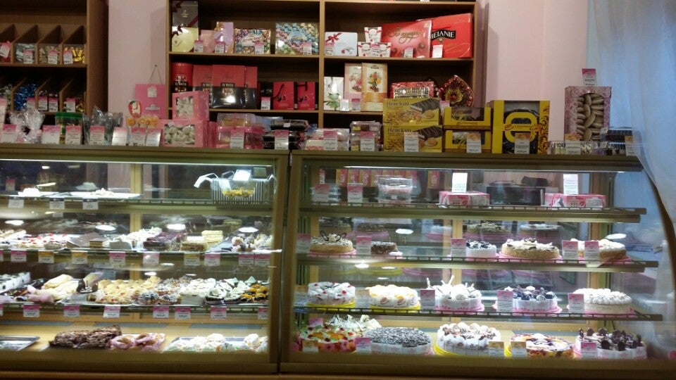 кондитерские изделия невские берега. невские берега фирменные магазины. кондитерские изделия питер. невская кондитерская. торт невские берега.