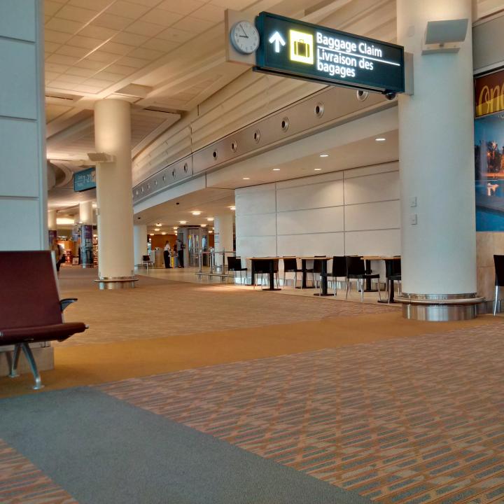 Photo of Winnipeg International Airport (YWG)